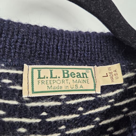 Vintage L.L. Bean Blue Red White Chunky Knit Fair Isle Cardigan Sweater Large - Picture 4 of 5